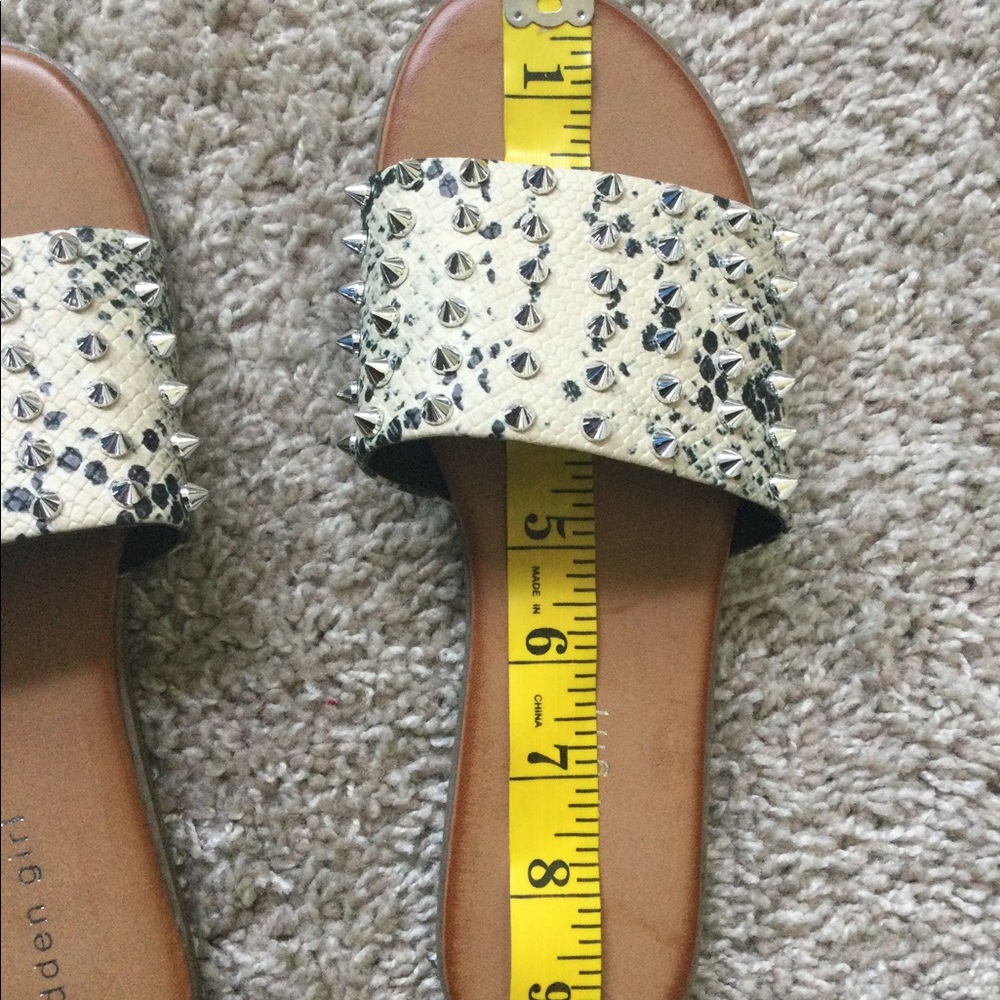 🔥🔥HOST PIC🔥🔥Madden Girl Farrin Studded Sandals - Picture 5 of 11